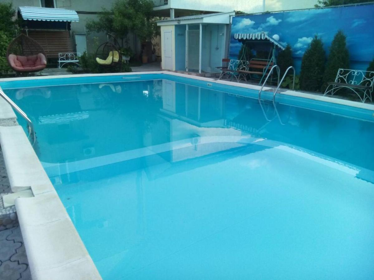 Admiral Hotel Skadovsʼk Εξωτερικό φωτογραφία